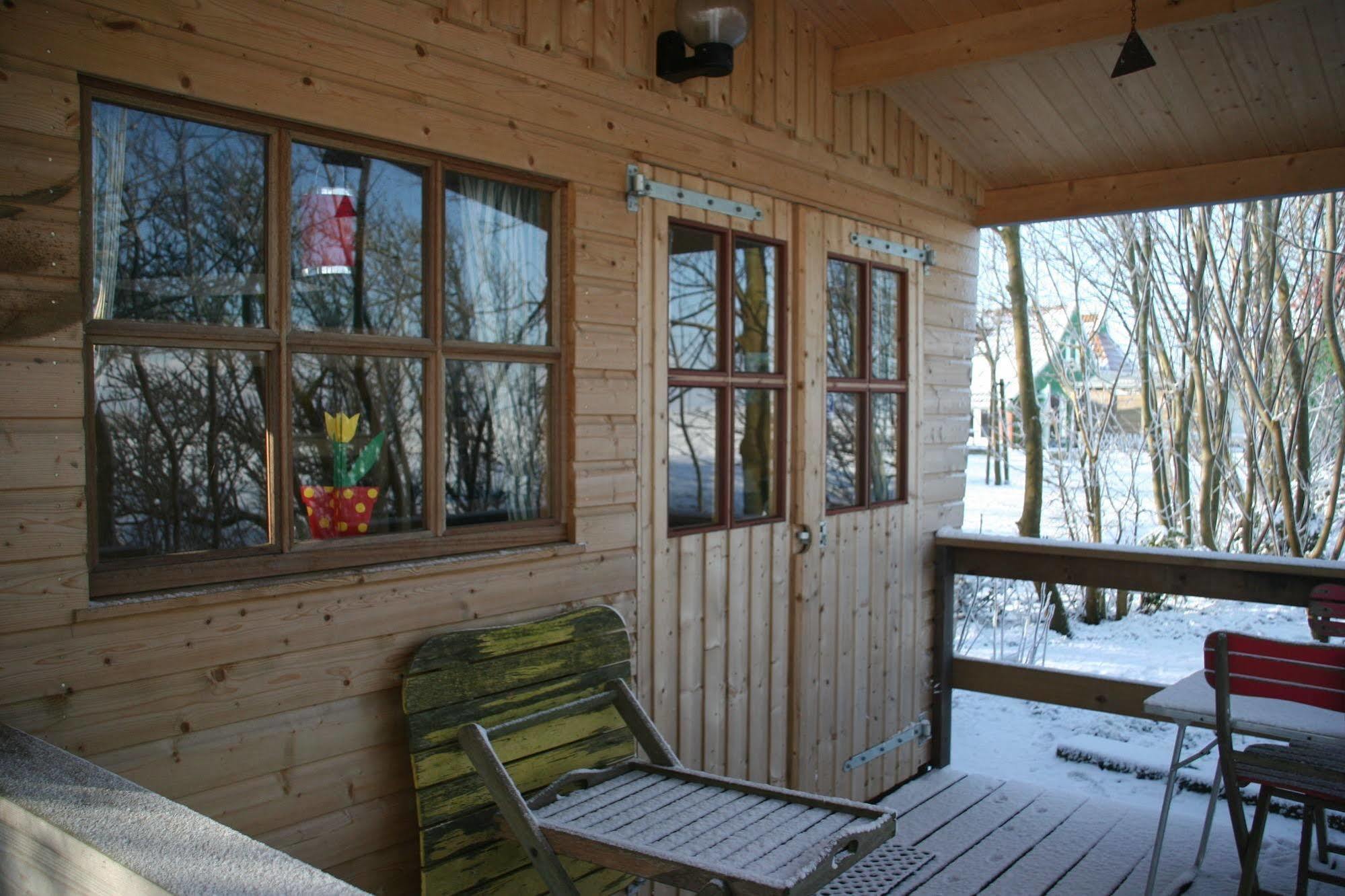 Countryside Eco Natuurhuisjes Ee Exterior photo